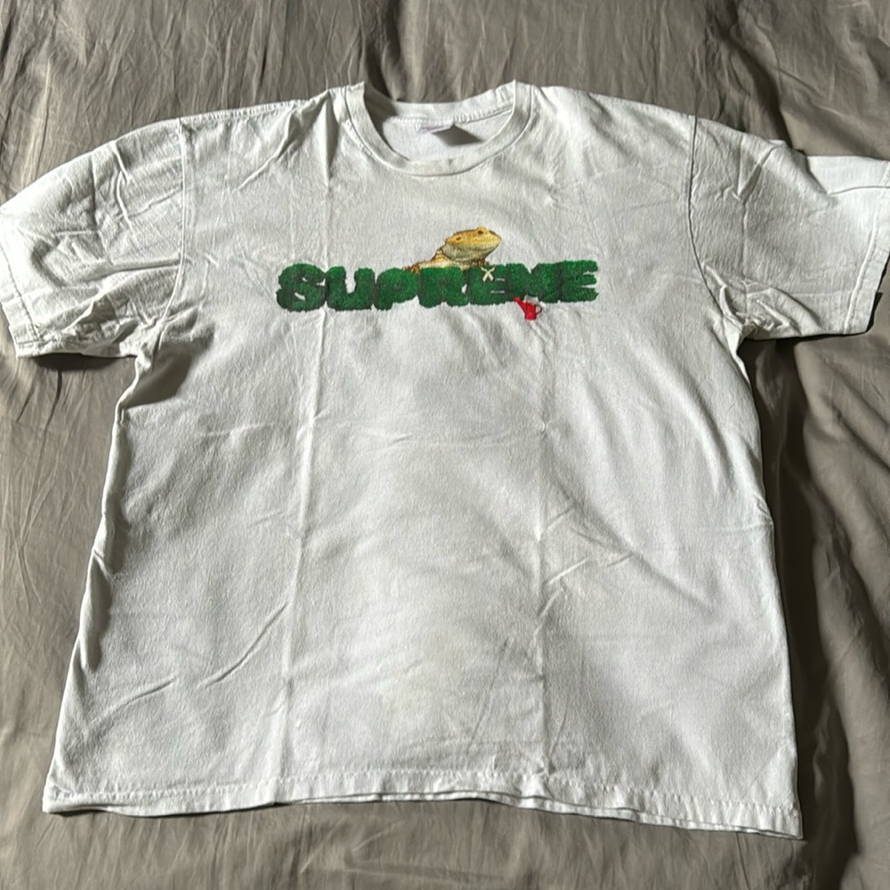 Supreme T-Shirt